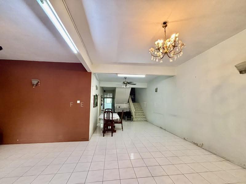 Semi-Detached House for Sale in Taman Manggis (Teluk Intan) - Fennie Tee - Living Room - PropertyGuru.com.my