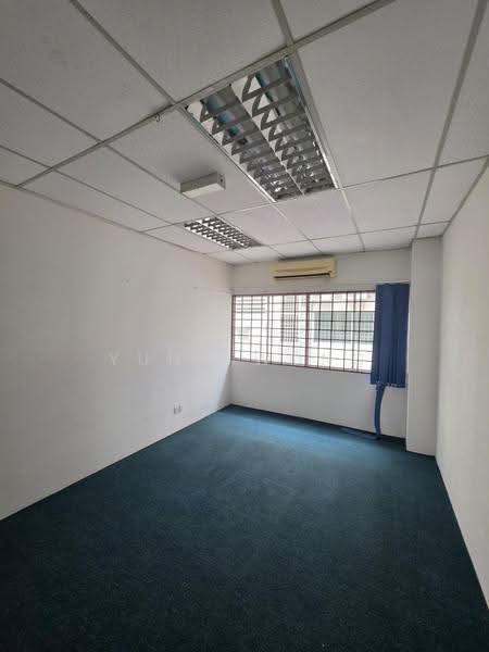 Shop / Office for Rent in Taman Molek (Johor Bahru) - Yuna Wong - Interior - PropertyGuru.com.my