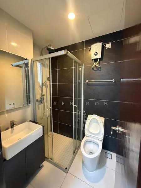 Condominium for Rent at Kings Bay @ Country Garden Danga Bay - Jensen Goh - Bathroom - PropertyGuru.com.my
