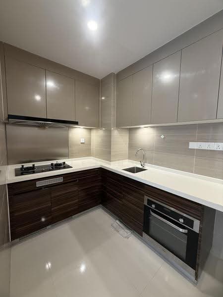 Kondominium untuk Dijual di R&F Princess Cove Phase 2-Seine Region - Jee Hui - Kitchen - PropertyGuru.com.my