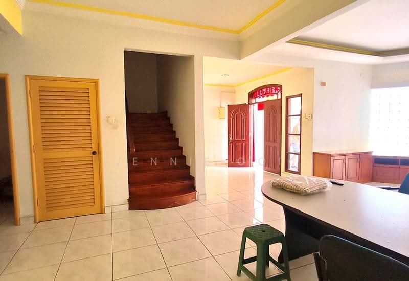 2-storey Terraced House for Sale in Taman Molek (Johor Bahru) - Jennie Ooi - Interior - PropertyGuru.com.my
