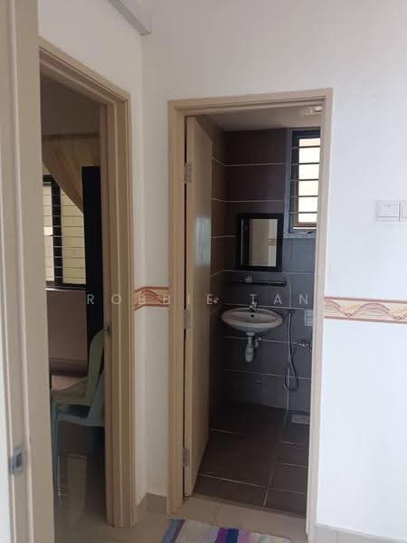 Service Residence for Rent at ARC @ Austin Hills - Robbie Tan - Bathroom - PropertyGuru.com.my