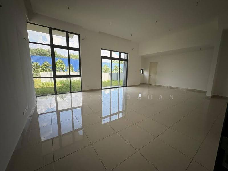 Semi-Detached House for Sale in Kota Kemuning (Shah Alam) - Noraini Dahan - PropertyGuru.com.my