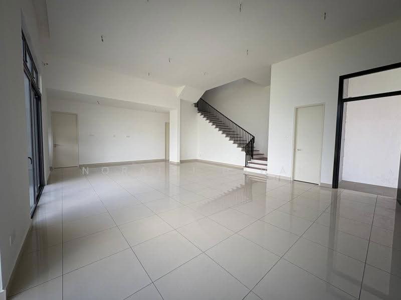 Semi-Detached House for Sale in Kota Kemuning (Shah Alam) - Noraini Dahan - PropertyGuru.com.my