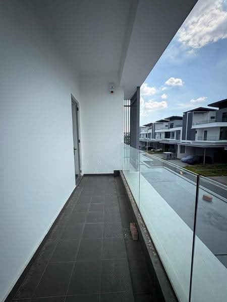 Semi-Detached House for Sale in Kota Kemuning (Shah Alam) - Noraini Dahan - PropertyGuru.com.my
