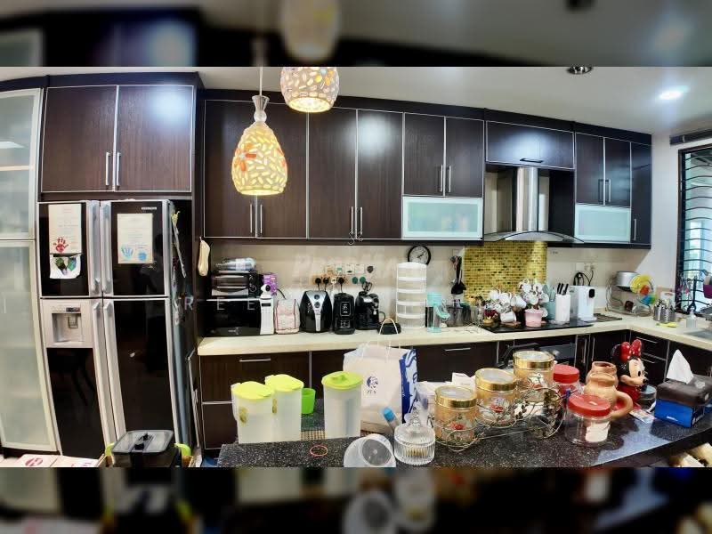Bungalow House for Sale in Aman Perdana (Kapar) - Reena Sarif - Kitchen - PropertyGuru.com.my