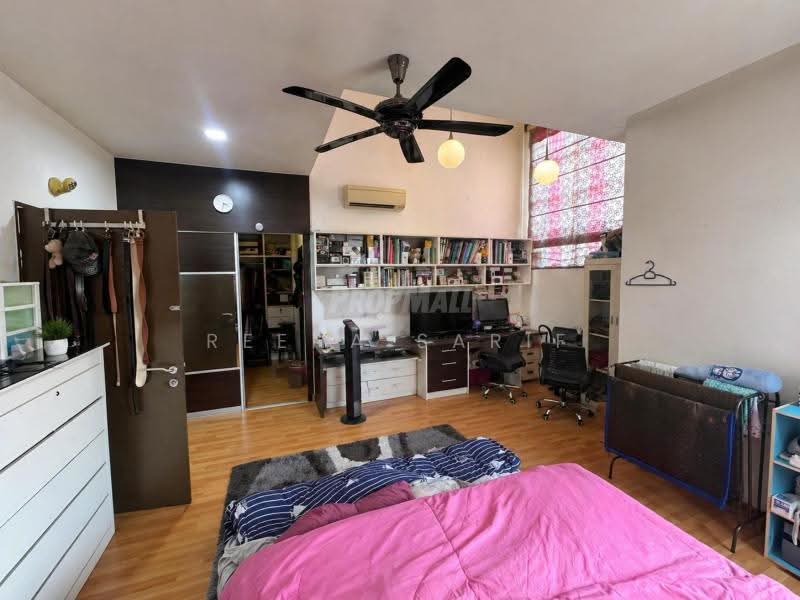Bungalow House for Sale in Aman Perdana (Kapar) - Reena Sarif - Bedroom - PropertyGuru.com.my