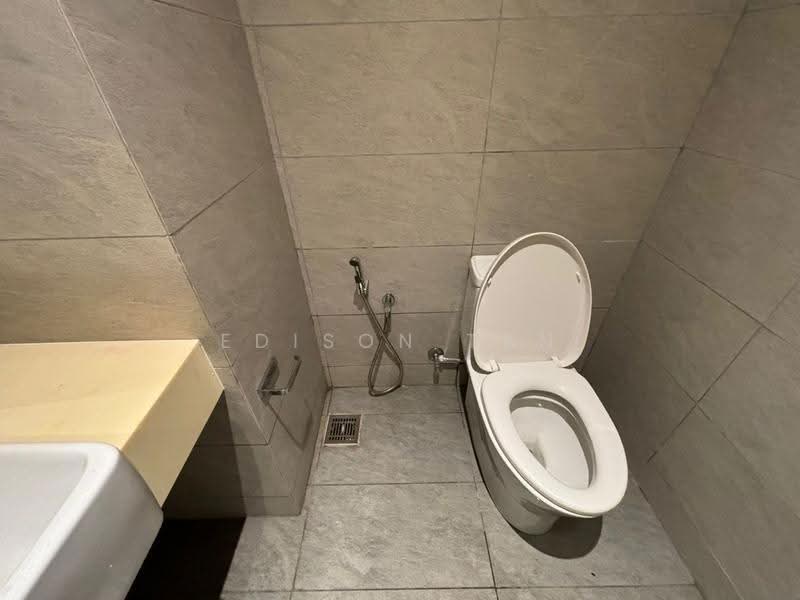 Condominium for Rent at Vivo Residential Suites - Edison Tan - Bathroom - PropertyGuru.com.my