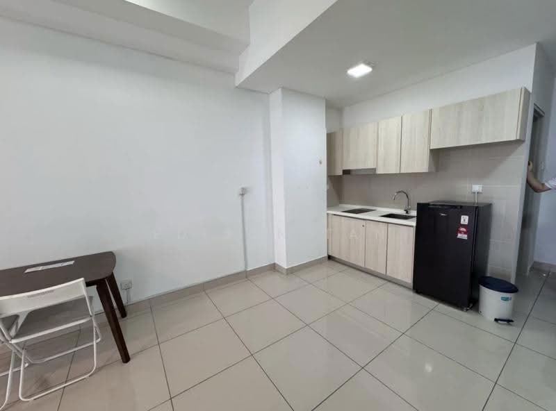 Condominium for Rent at Vivo Residential Suites - Edison Tan - Kitchen - PropertyGuru.com.my