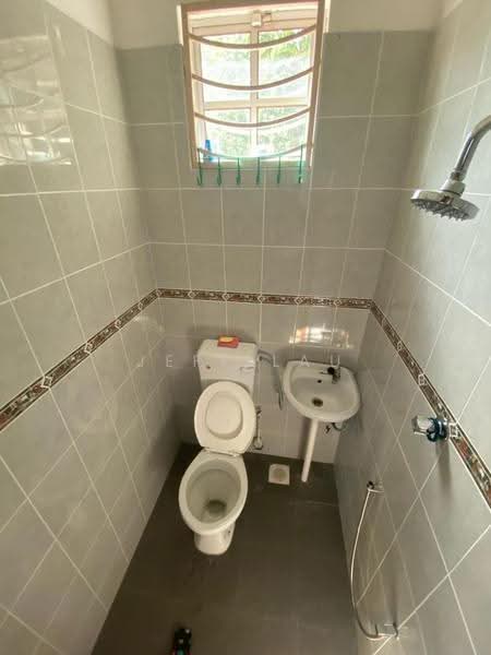 Bungalow House for Sale in Penang Golf Resort (Kepala Batas) - Jeff Lau - Bathroom - PropertyGuru.com.my