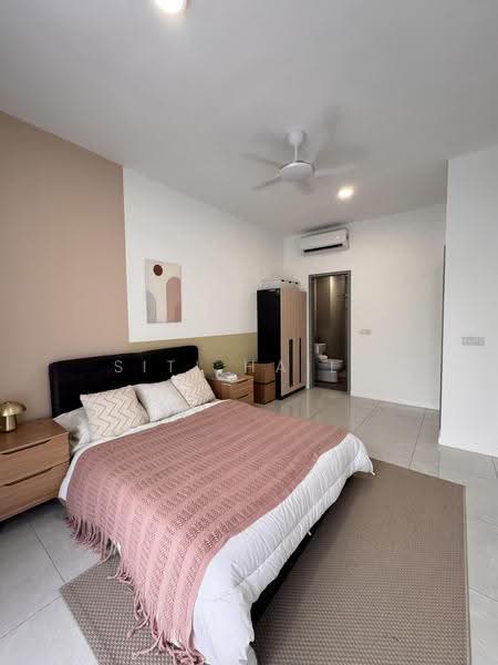 Kondominium untuk Dijual di Sanderling Lakefront - Siti Haila - Bedroom - PropertyGuru.com.my