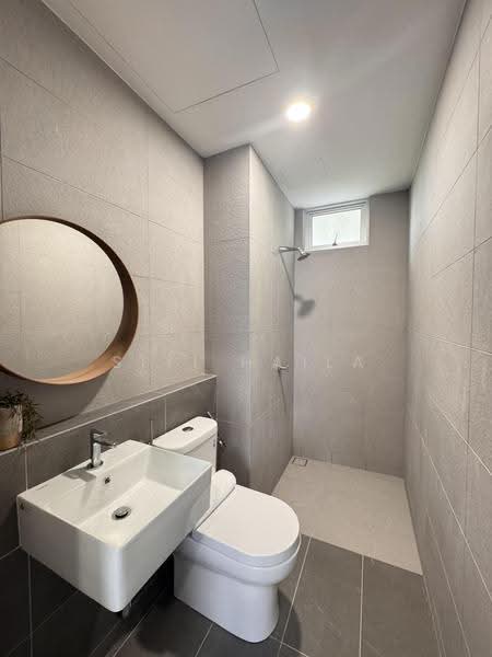 Kondominium untuk Dijual di Sanderling Lakefront - Siti Haila - Bathroom - PropertyGuru.com.my