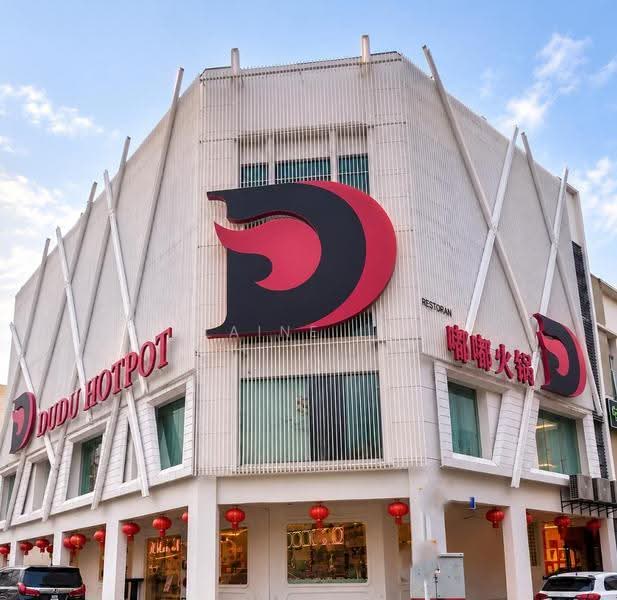 Shop / Office for Sale in Bandar Baru Sri Petaling (Sri Petaling) - Elaine Lee - Exterior - PropertyGuru.com.my