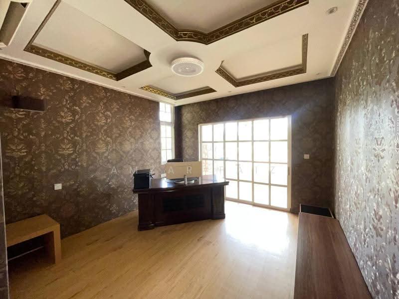 Bungalow House for Sale in Perdana Lakeview East (Cyberjaya) - Amzar Faiz - Study - PropertyGuru.com.my