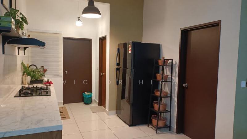 Rumah Teres untuk Disewa di Rawang (Selangor) - Victor Higa - Kitchen - PropertyGuru.com.my