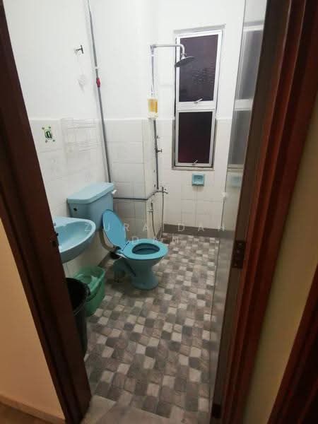 Kondominium untuk Dijual di Sri Ayu - Zuraidah Dan - Bathroom - PropertyGuru.com.my