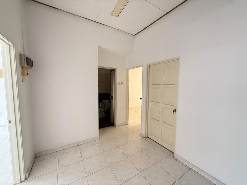 2-storey Terraced House for Sale in Taman Duyung Permai (Duyong) - CHIN FN - Bathroom - PropertyGuru.com.my