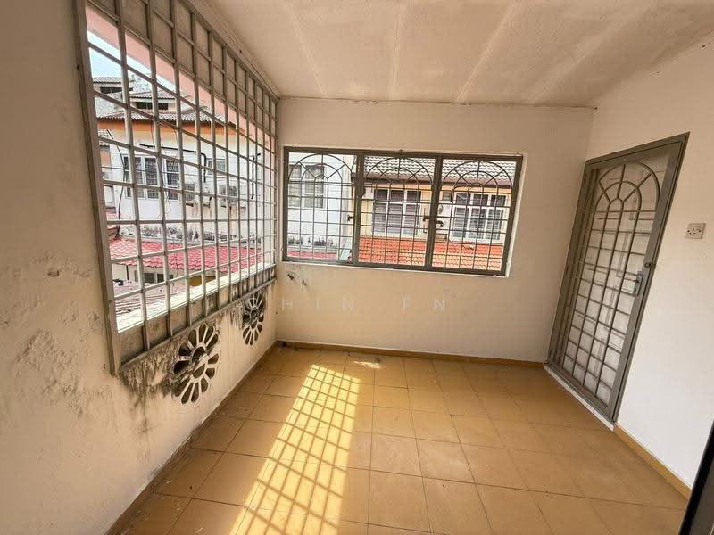 2-storey Terraced House for Sale in Taman Duyung Permai (Duyong) - CHIN FN - Balcony - PropertyGuru.com.my
