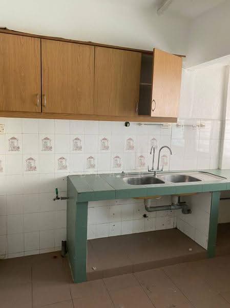 Apartment for Sale at Makmur Apartment - Noraini Dahan - Kitchen - PropertyGuru.com.my
