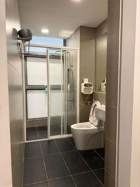 Condominium for Rent at Lakefront Residence - Mark Lee - Bathroom - PropertyGuru.com.my