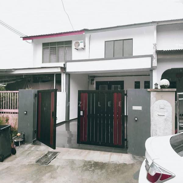 Rumah Teres 2-Tingkat untuk Dijual di Taman Johor Jaya (Johor Bahru) - Jaz Lee - PropertyGuru.com.my