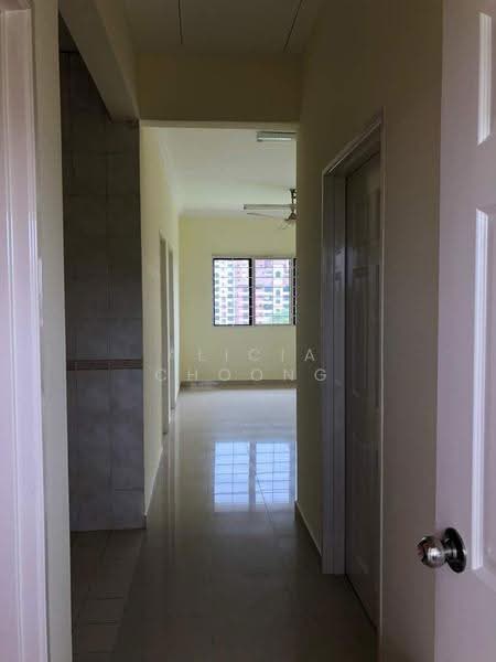 Apartment for Sale at Indah 2 Apartment - Alicia Choong - Corridor - PropertyGuru.com.my