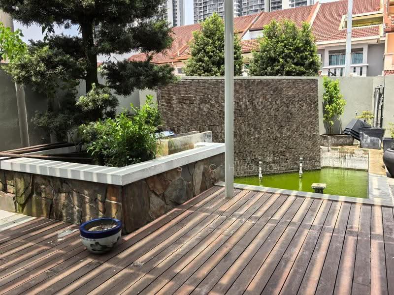 2.5-storey Terraced House for Sale in Taman Megah (Cheras) - Chris Choo - Garden - PropertyGuru.com.my