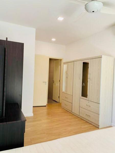 Condominium for Rent at Lakefront Residence - Siti Haila - Bedroom - PropertyGuru.com.my
