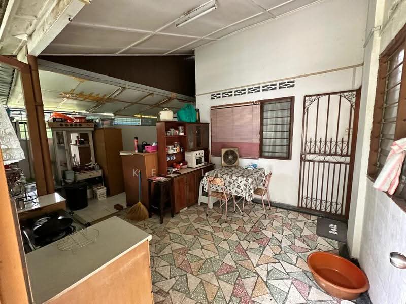 1-storey Terraced House for Sale in Seksyen 14 (Petaling Jaya) - Key Ling - Kitchen - PropertyGuru.com.my