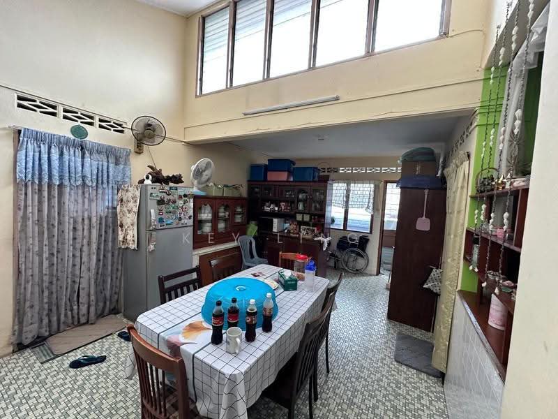 1-storey Terraced House for Sale in Seksyen 14 (Petaling Jaya) - Key Ling - Dining Room - PropertyGuru.com.my