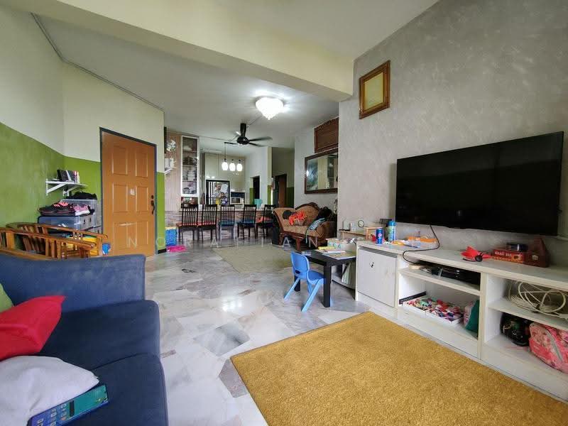 Pangsapuri untuk Dijual di Sri Ledang - Norafian SMH - Living Room - PropertyGuru.com.my