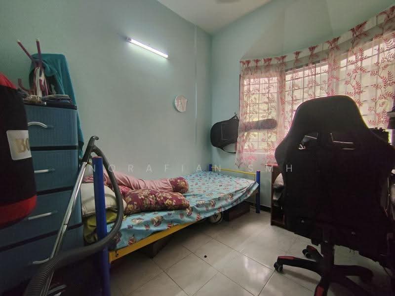 Pangsapuri untuk Dijual di Sri Ledang - Norafian SMH - Bedroom - PropertyGuru.com.my