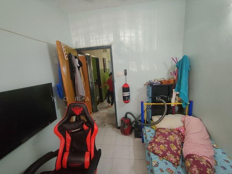 Pangsapuri untuk Dijual di Sri Ledang - Norafian SMH - Bedroom - PropertyGuru.com.my