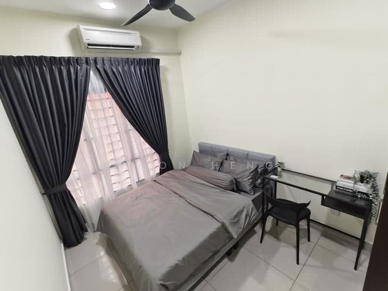 Kediaman Servis untuk Disewa di OUG Parklane - Damon Heng - Bedroom - PropertyGuru.com.my
