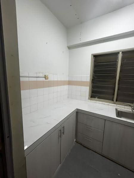 Condominium for Sale at Ayers Tower - Maple Kok - Kitchen - PropertyGuru.com.my