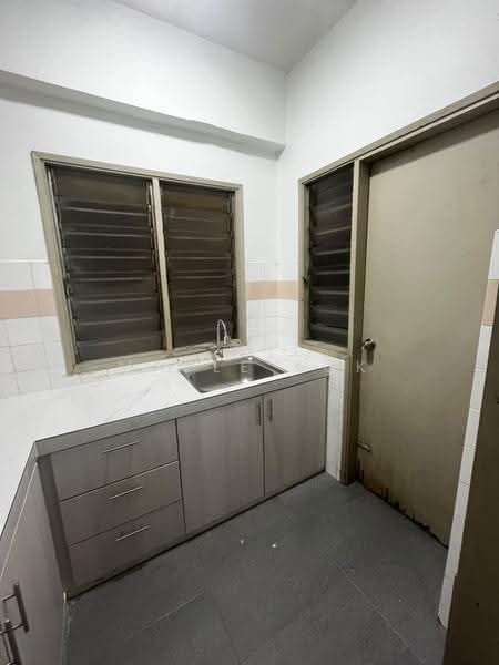 Condominium for Sale at Ayers Tower - Maple Kok - Kitchen - PropertyGuru.com.my