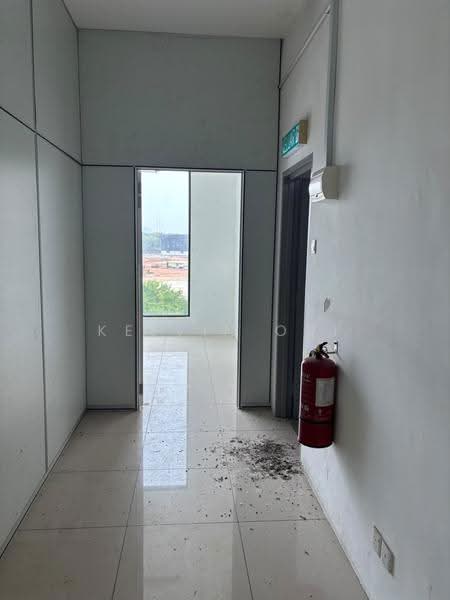 Semi-D Factory for Rent in Bukit Minyak (Penang) - Kelvin Ooi - Corridor - PropertyGuru.com.my