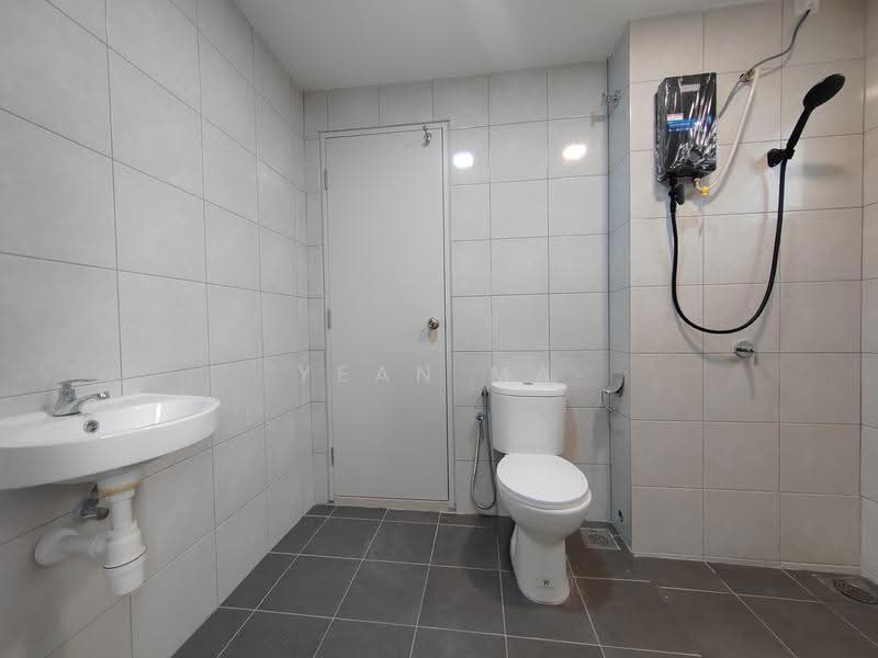 Rumah Teres 2-Tingkat untuk Dijual di Taman Kundang Jaya (Rawang) - Yean Ma - Bathroom - PropertyGuru.com.my