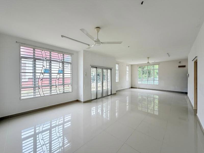 Bungalow House untuk Dijual di Mahkota Hills (Lenggeng) - Fikri Yasmin - Living Room - PropertyGuru.com.my