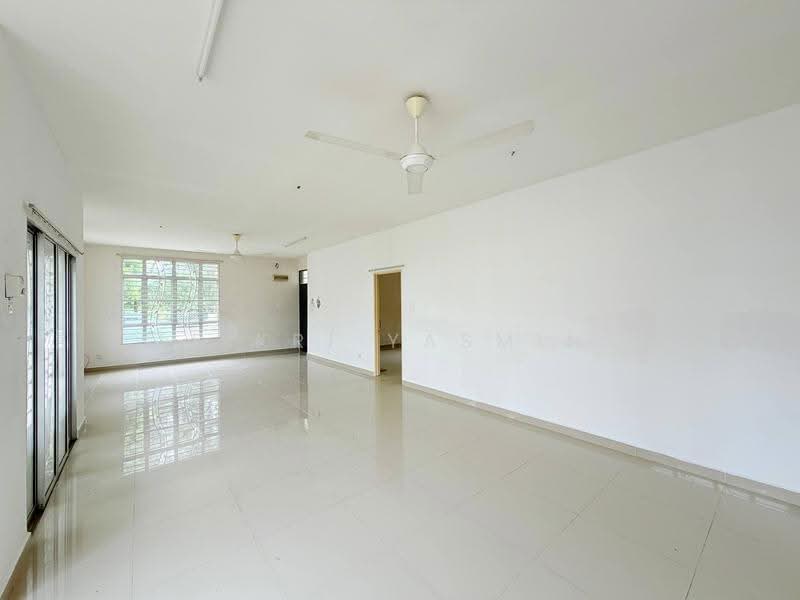 Bungalow House untuk Dijual di Mahkota Hills (Lenggeng) - Fikri Yasmin - Living Room - PropertyGuru.com.my