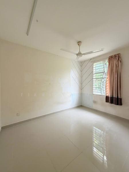 Bungalow House untuk Dijual di Mahkota Hills (Lenggeng) - Fikri Yasmin - Interior - PropertyGuru.com.my