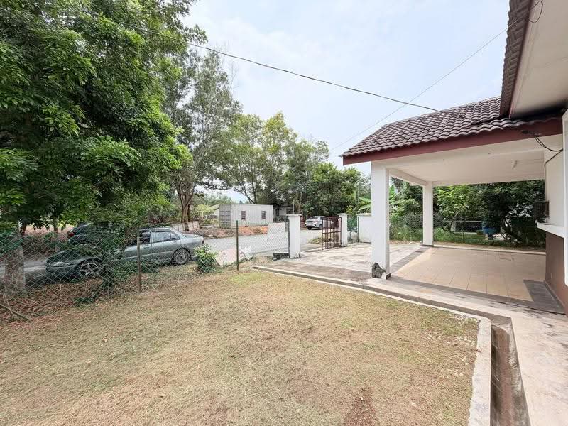Bungalow House untuk Dijual di Mahkota Hills (Lenggeng) - Fikri Yasmin - Exterior - PropertyGuru.com.my