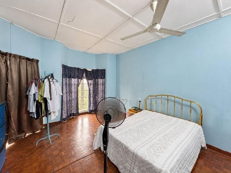 Bungalow House untuk Dijual di Bandar Baru Bangi (Selangor) - Sani Niagawan - Bedroom - PropertyGuru.com.my