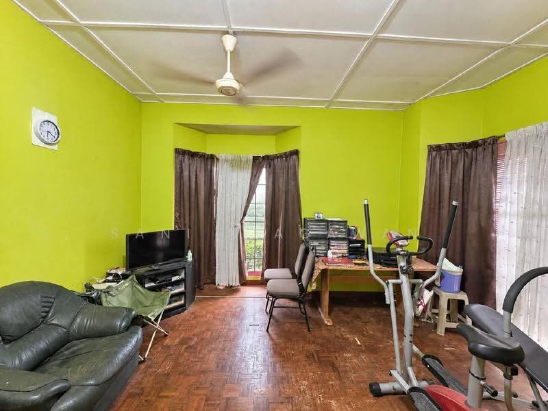Bungalow House untuk Dijual di Bandar Baru Bangi (Selangor) - Sani Niagawan - Living Room - PropertyGuru.com.my
