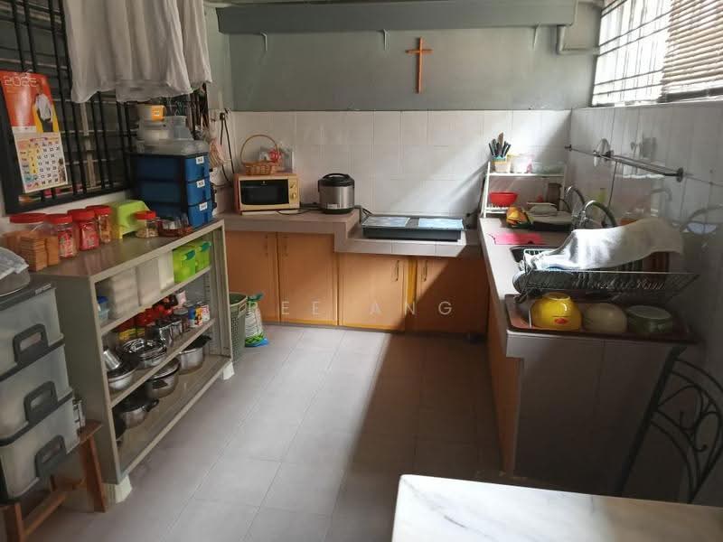 2-storey Terraced House for Sale in Taman Putra Prima (Puchong) - Bee Ang - Kitchen - PropertyGuru.com.my