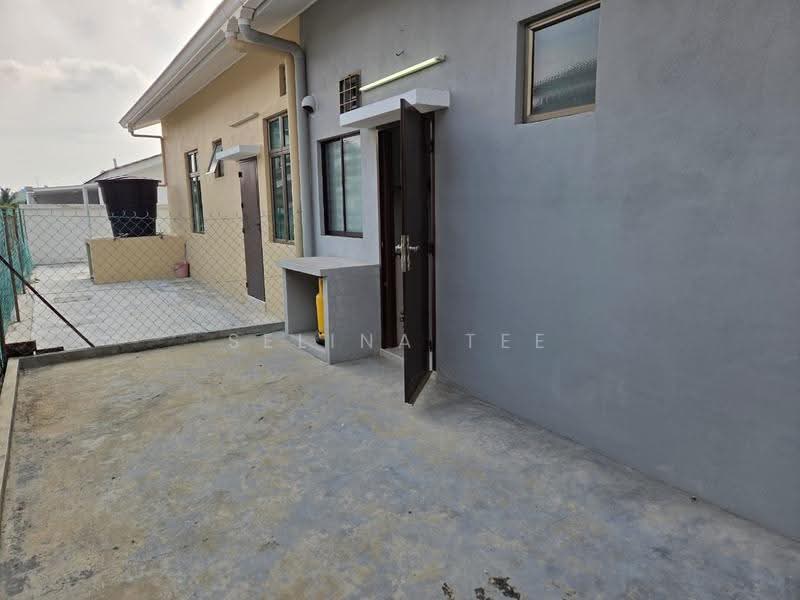 Rumah Berkembar untuk Dijual di Jasin (Melaka) - Selina Tee - Exterior - PropertyGuru.com.my