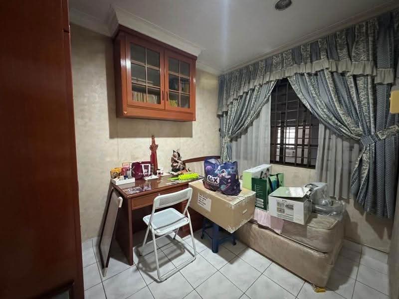Rumah Teres 2-Tingkat untuk Dijual di Taman Perling (Perling) - Ken Liew - Study - PropertyGuru.com.my