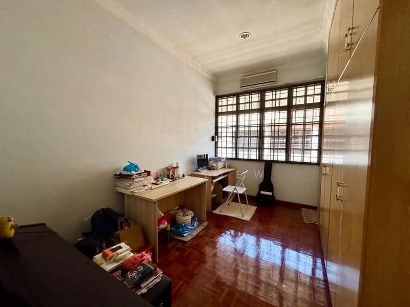 Rumah Teres 2-Tingkat untuk Dijual di Taman Perling (Perling) - Ken Liew - Bedroom - PropertyGuru.com.my