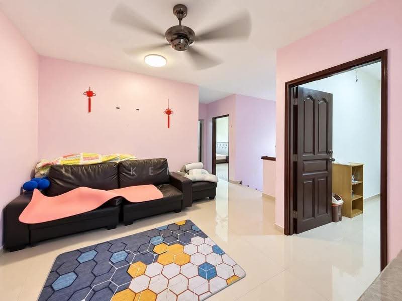 2-storey Terraced House for Sale in Taman Molek (Johor Bahru) - Ken Liew - Living Room - PropertyGuru.com.my