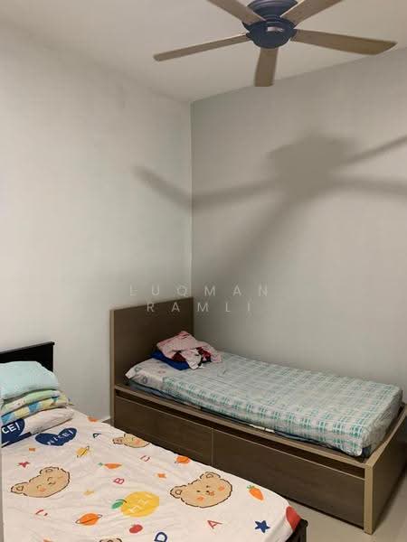 Kondominium untuk Dijual di Emerald Residence - Luqman Ramli - Bedroom - PropertyGuru.com.my